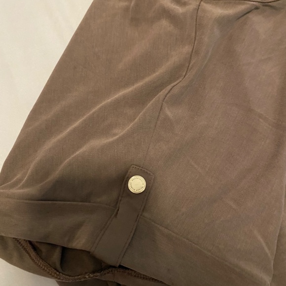 Button down blouse - Picture 2 of 3